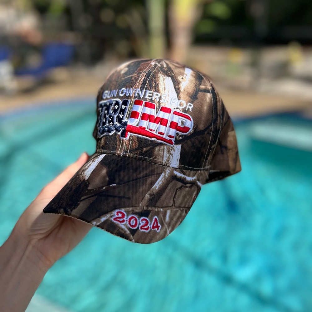 Camo Gun Owners for Trump 2024 hat - Picture 3 of 5